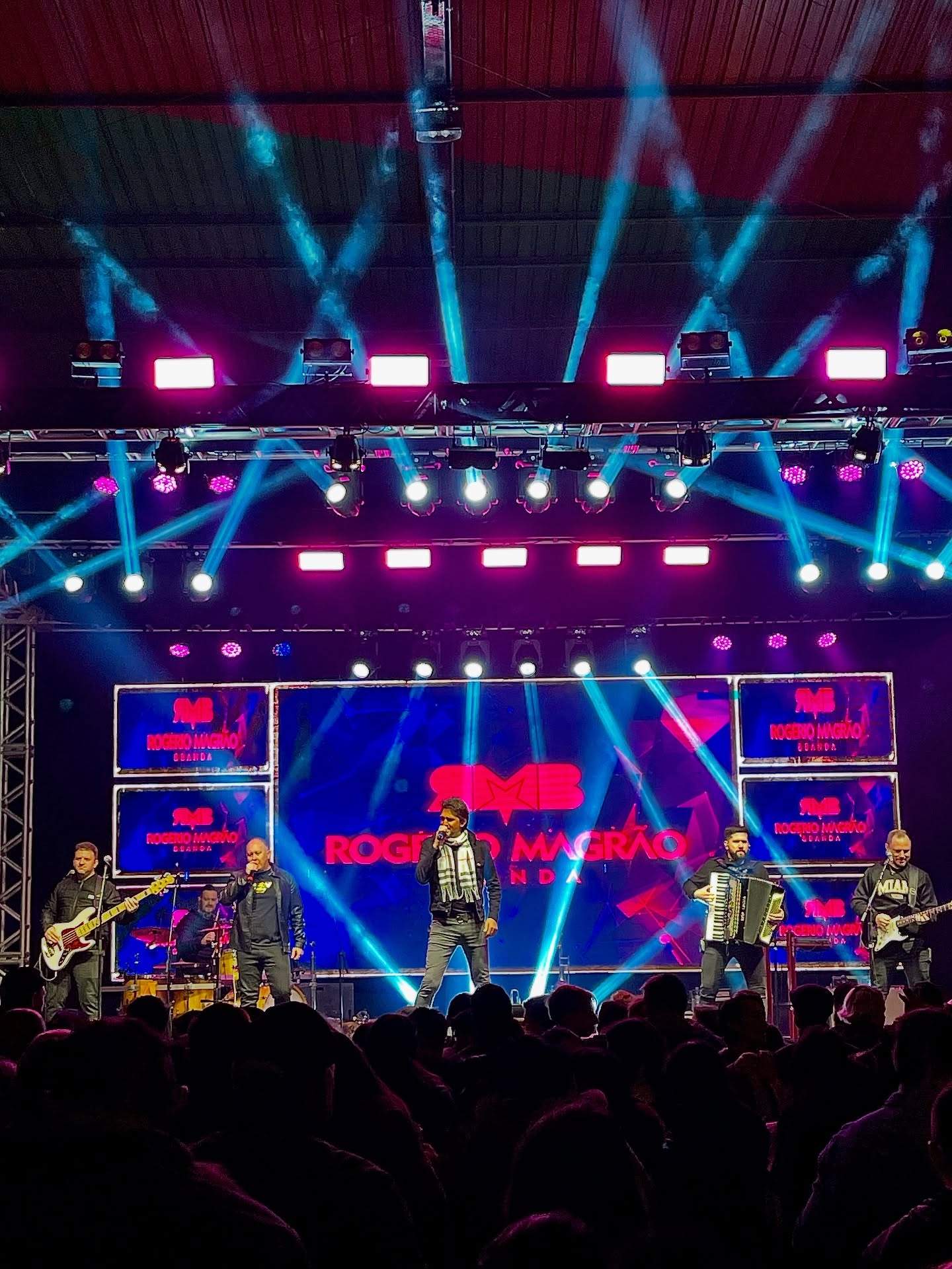 Show Rogério Magrão e Banda