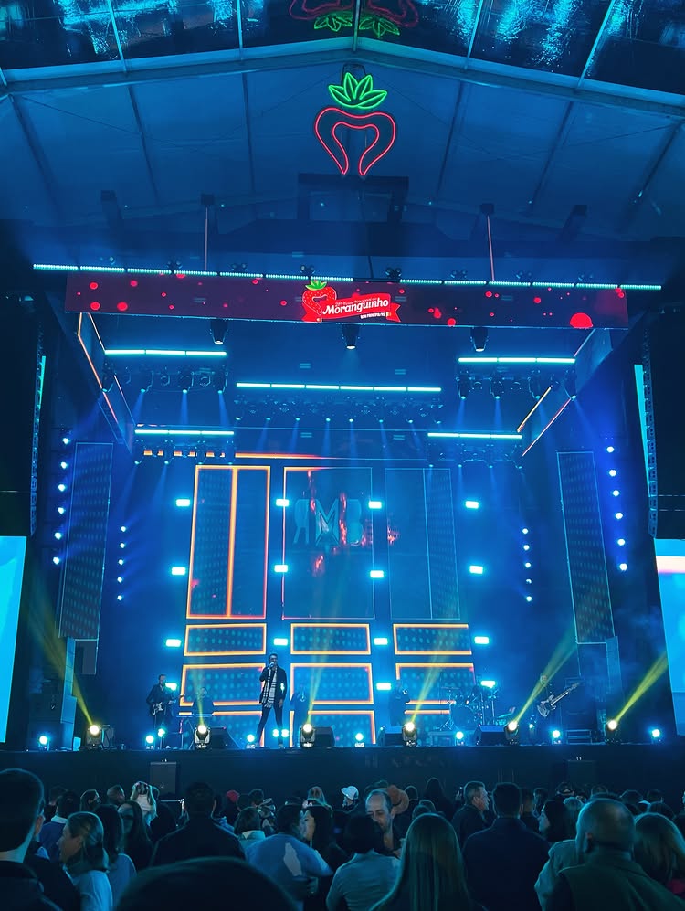 Show Rogério Magrão e Banda